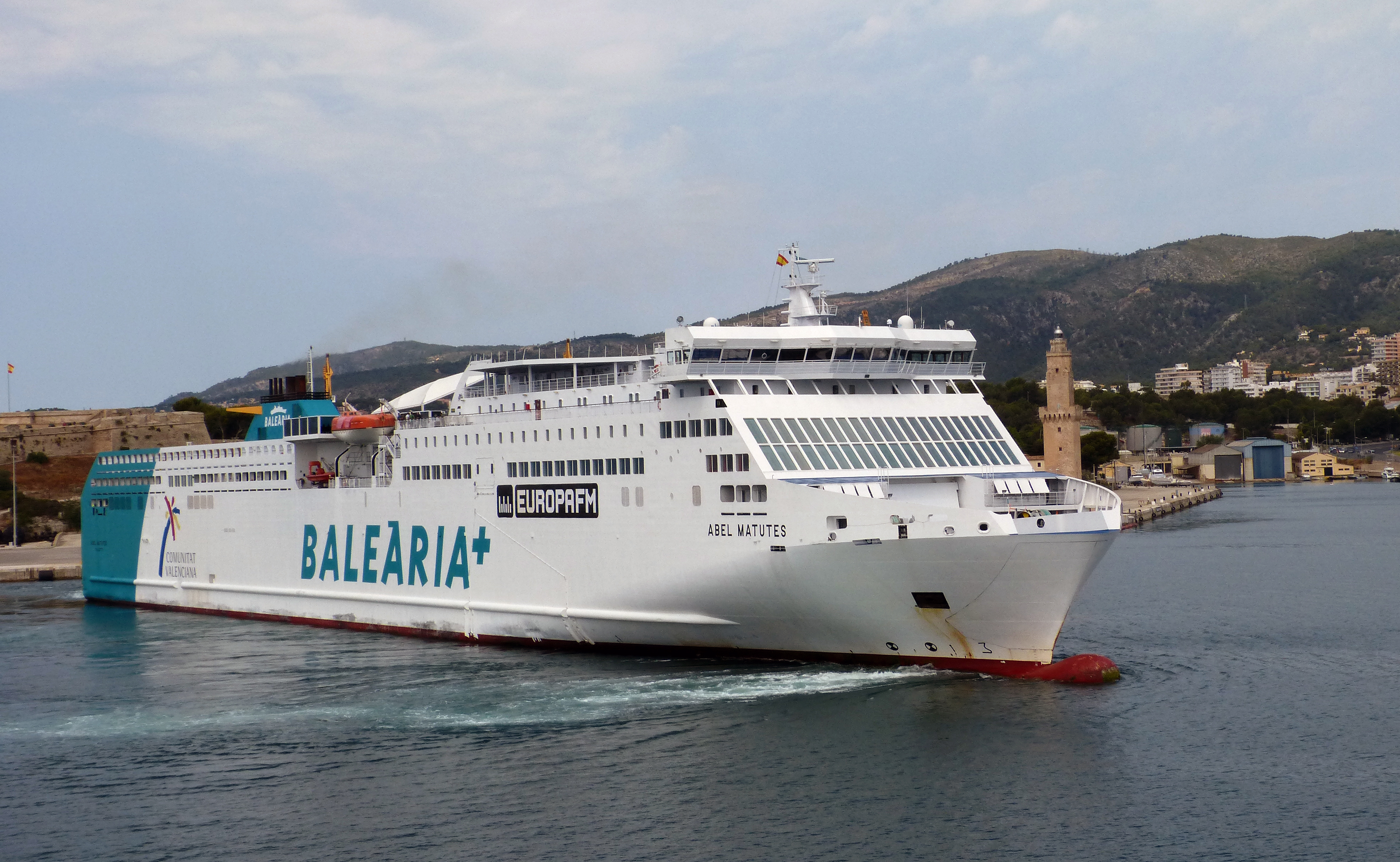 Ferry Balearia au port de Palma de Majorque